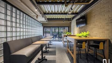 2 habitaciones y acceso a internet