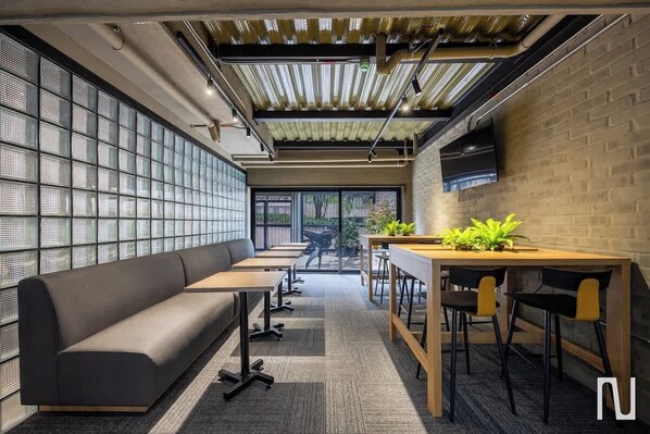 Leilighet, røyk | 2 soverom og internett