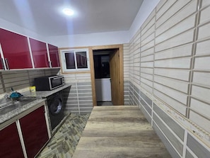 Interior - Clean, quiet apartment with garage - Ideal for a family holiday (RABAT)