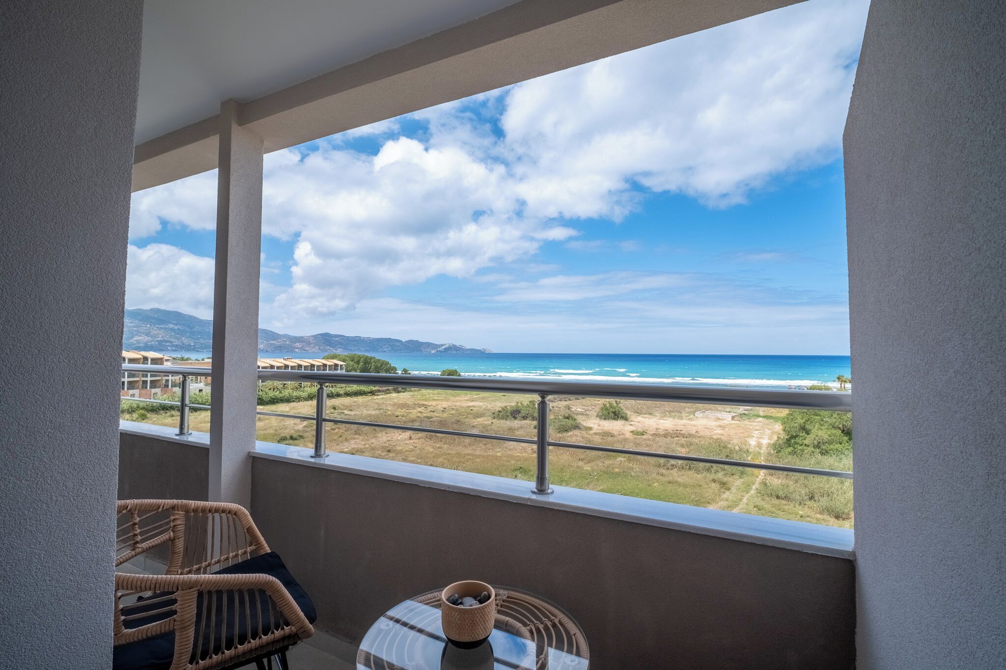 Suite estudio básica, vistas a la playa | Jardines del alojamiento