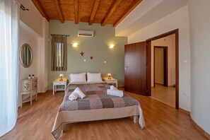 5 habitaciones, tabla de planchar con plancha y wifi gratis 
