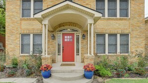 Interior - 1 Mi to Hermann Park: Houston Apt w/ Shared Yard (Houston)