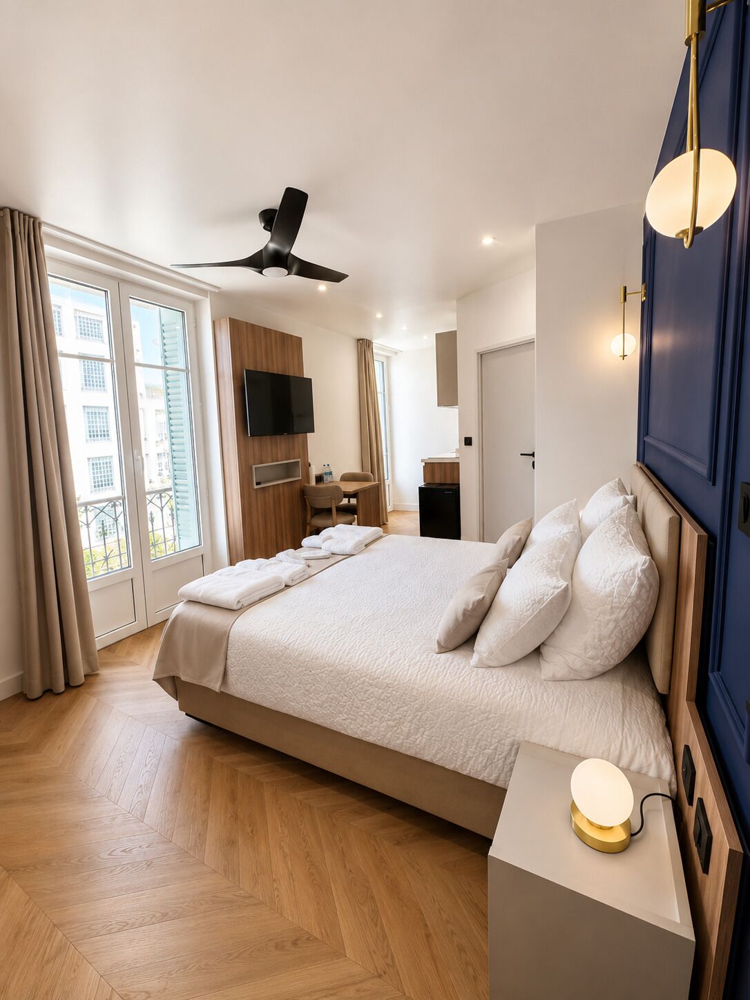 Apartemen Deluks | Brankas, setrika/meja setrika, dan Wi-Fi gratis