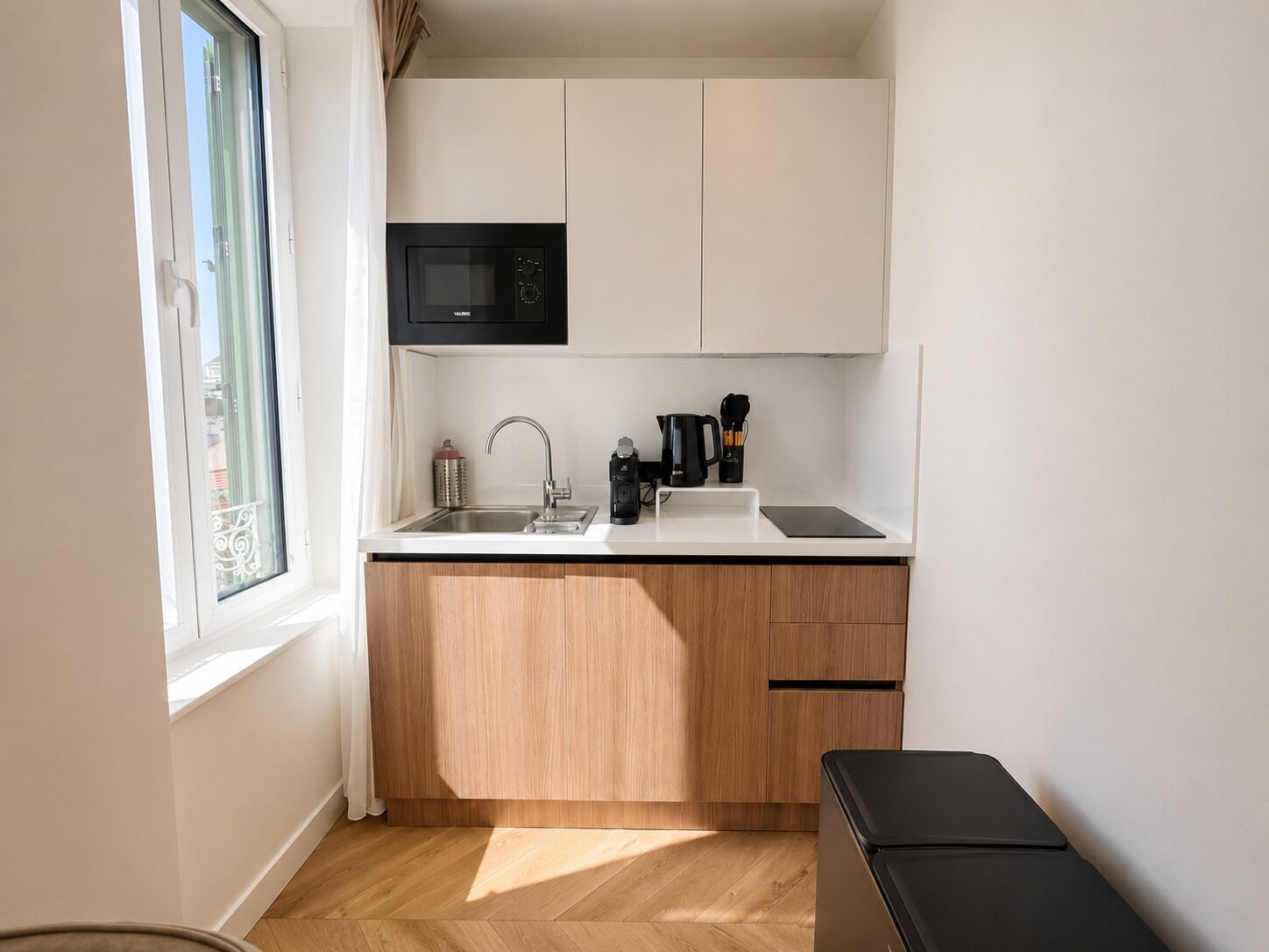 Deluxe appartement | Privékeuken | Een kinderstoel
