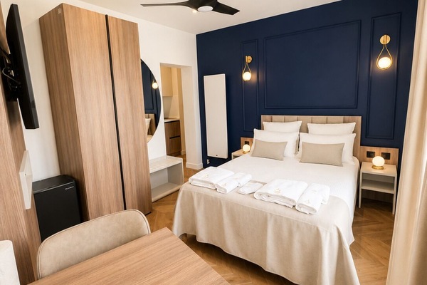 Comfort Apartment | In-room safe, iron/ironing board, WiFi (free)