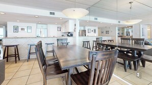 Unclassified image, 3 of 53, button - 10th-floor 3BR Beachfront Condo w/ Views & Pool (South Padre Island)