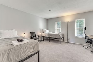 Interior - Unit 1 Mi to Old Town Scottsdale! Bring Your Pets (Scottsdale)