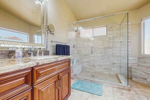 House (3 Bedrooms) | Interior - Private Pool, Yard & Pool Table! 'avondale Abode' (Avondale)