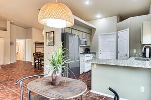 House (2 Bedrooms) | Interior - Golfers Oasis! Home 4 Mi to Catalina State Park (Oro Valley)