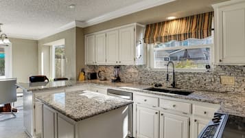 Casa (4 Bedrooms) | Parte interna