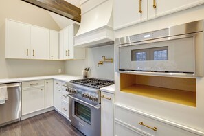 Nhà (3 Bedrooms) | Nội thất