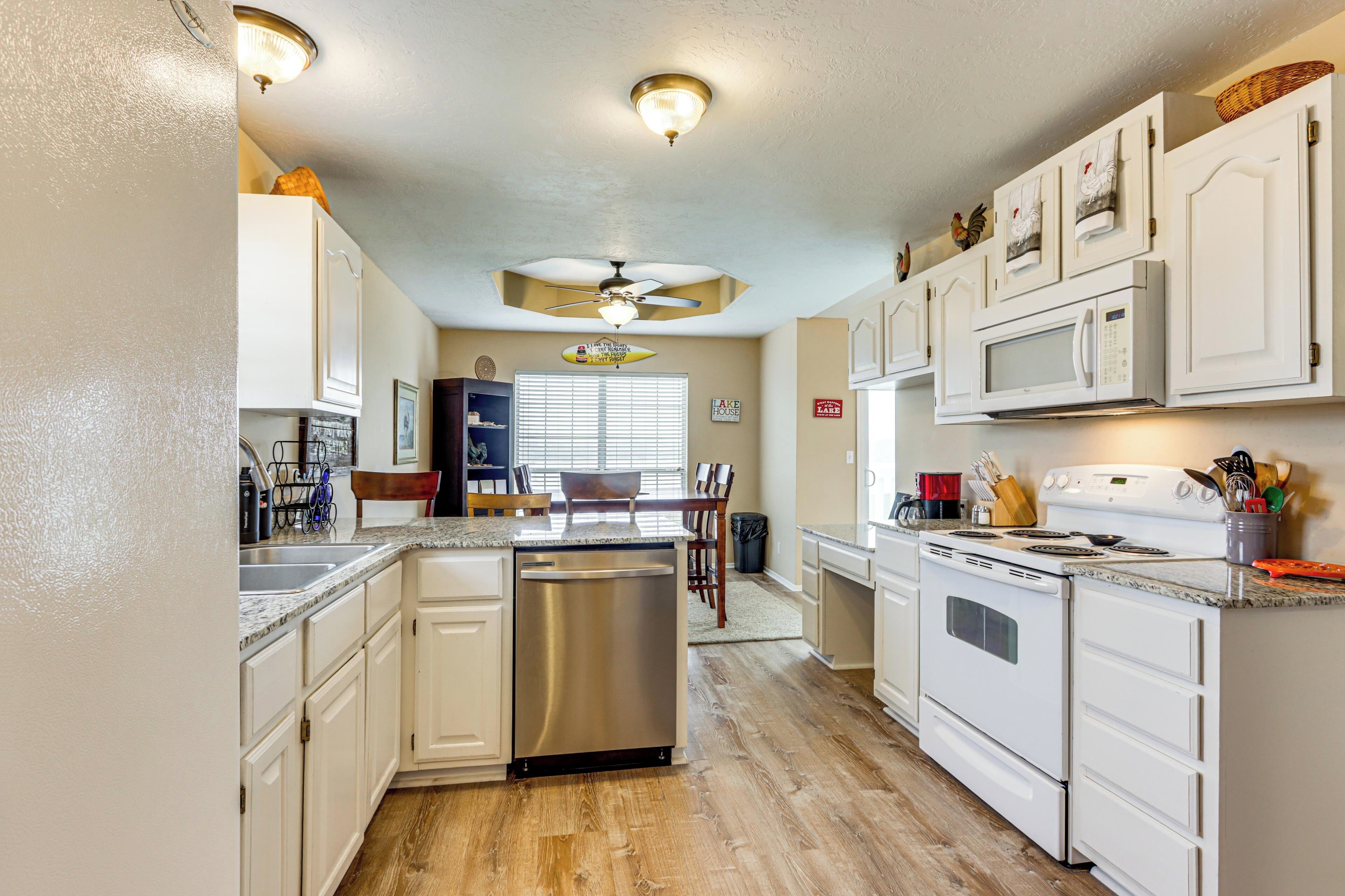 House (4 Bedrooms) | Interior