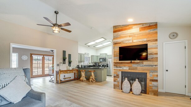 House (4 Bedrooms) | Interior - Fenced Outdoor Space: Modern Sedona Home By Hiking (Sedona)
