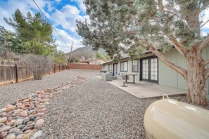 House (4 Bedrooms) | Interior - Fenced Outdoor Space: Modern Sedona Home By Hiking (Sedona)