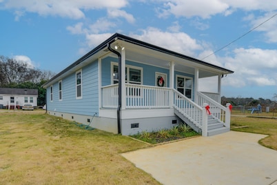 Under 1 Mi to GSW Campus! Cozy Home in Americus