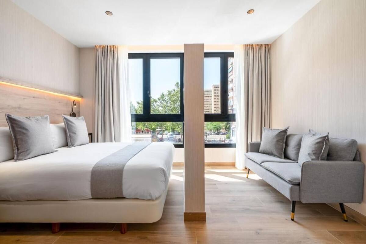 Standard Room | Iron/ironing board, free WiFi