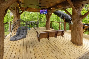 Terrace/patio - 64-DON'T STOP BE-LEAFING (Sevierville)