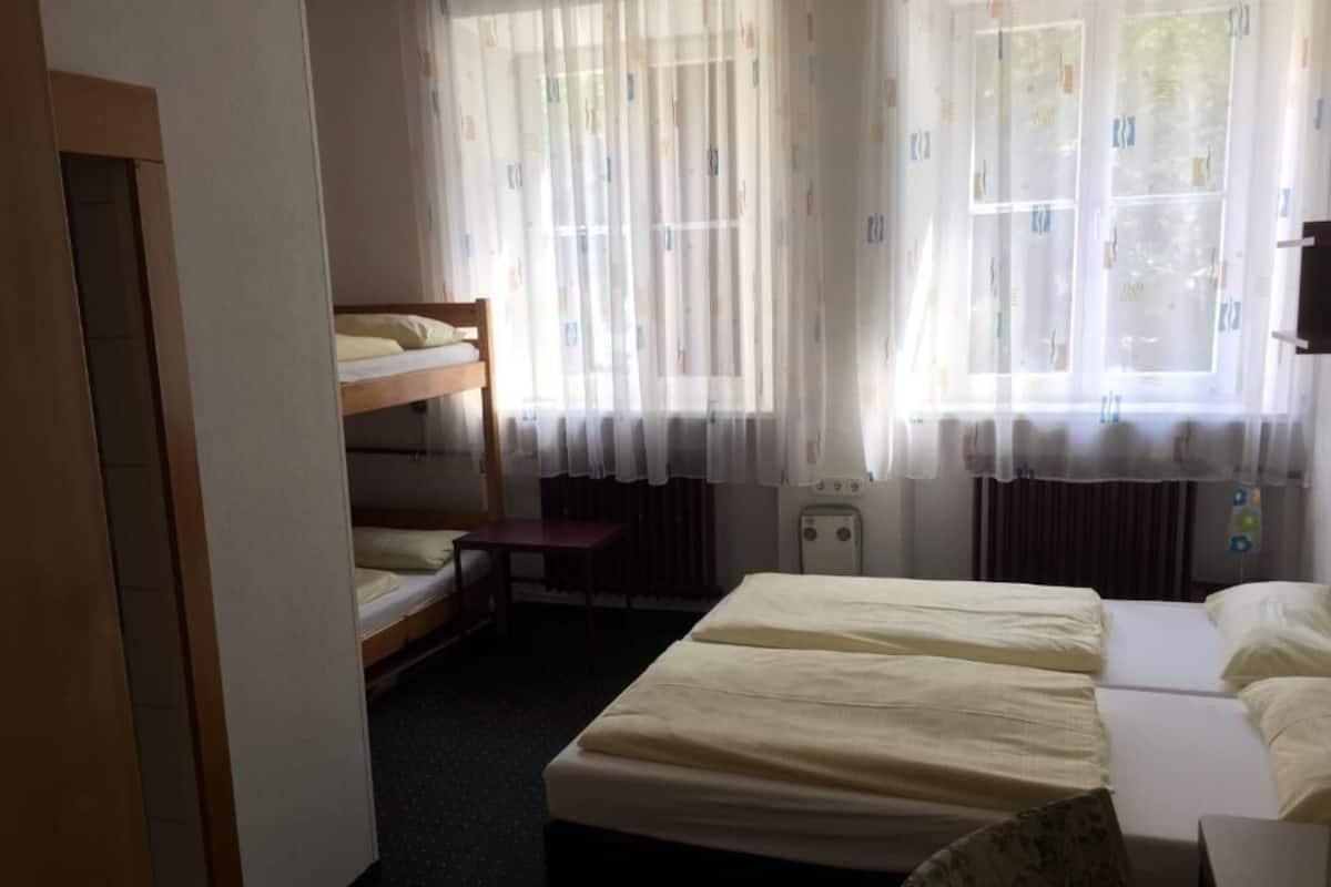 Economy Quadruple Room | Free WiFi