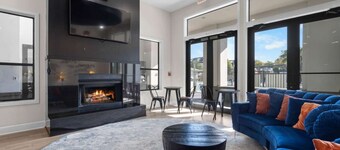 เกตเวย์ เดนตัน  