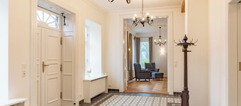 Beautifully renovated manor house with large terrace, sleeps up to 10 people