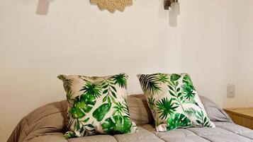 Wifi gratis y ropa de cama