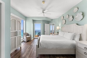3 bedrooms, iron/ironing board, free WiFi, bed sheets - 3BR Beachfront Resort Condo - Wraparound Balcony, Pool, Hot Tub, Tram, Beach. (Miramar Beach)