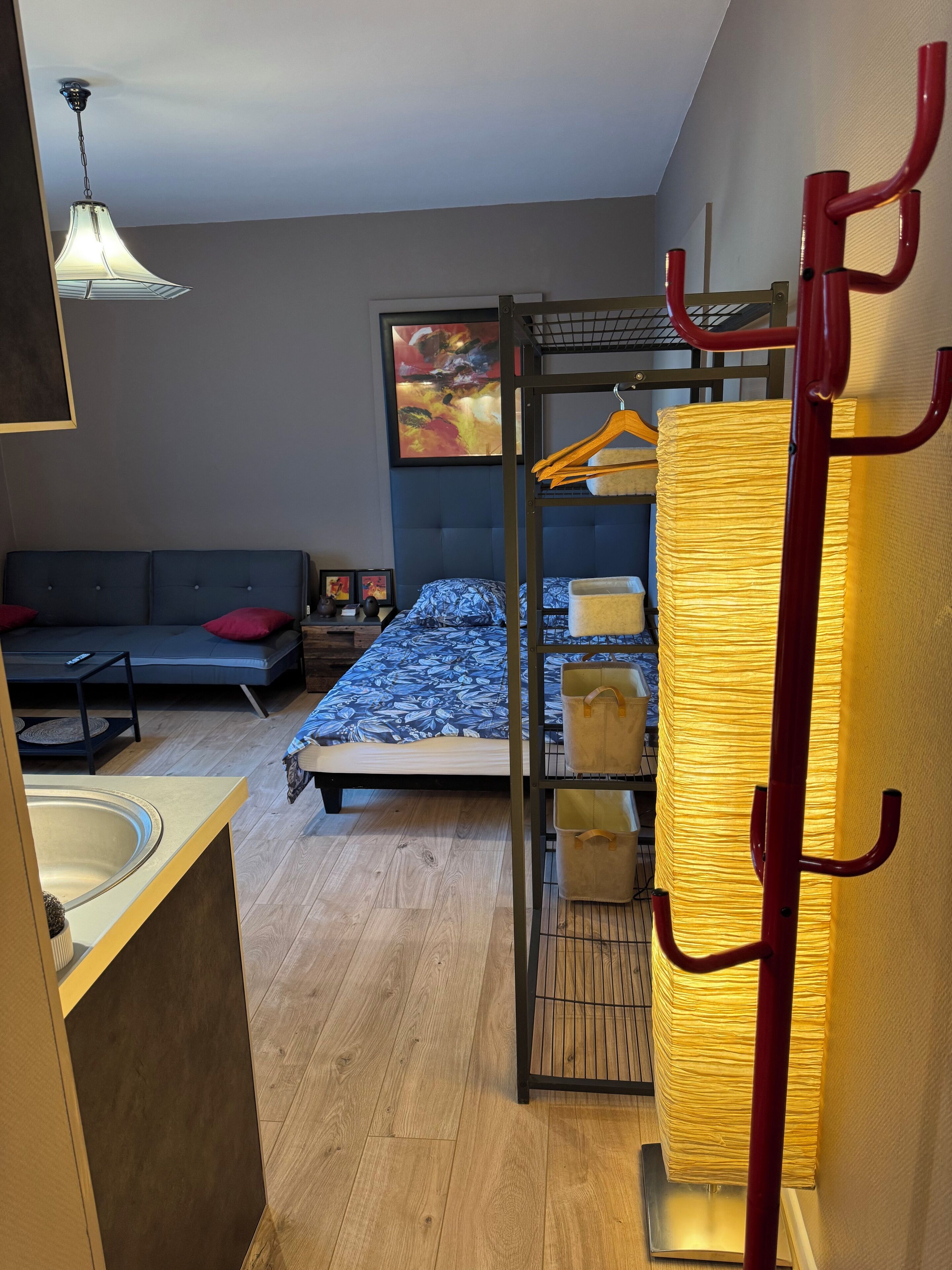 1 bedroom, bed sheets