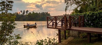 Perfect 2-bedroom villa with AC in charming Ambalangoda