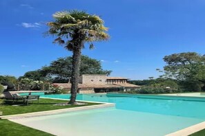 Pool - Hameau du Dropt - Périgord - sleeps 6 to 33 (Plaisance)