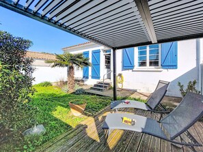 Terrace/patio - Charme de La Linière by Interhome (Ile de Noirmoutier)