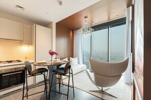 ดีลักซ์อพาร์ทเมนท์ | ภายใน