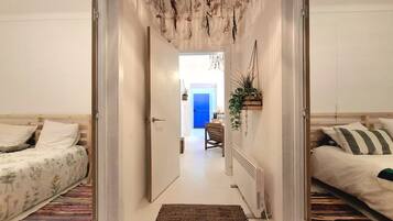 3 bedrooms, WiFi, bed sheets, wheelchair access