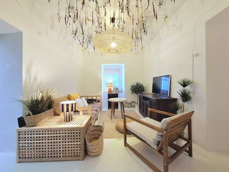 テレビ、暖炉. Floral Warm Springs – Alentejo House