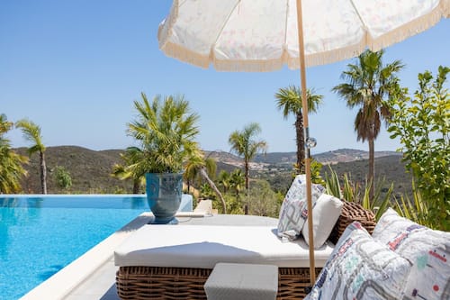 Villa | Balcony