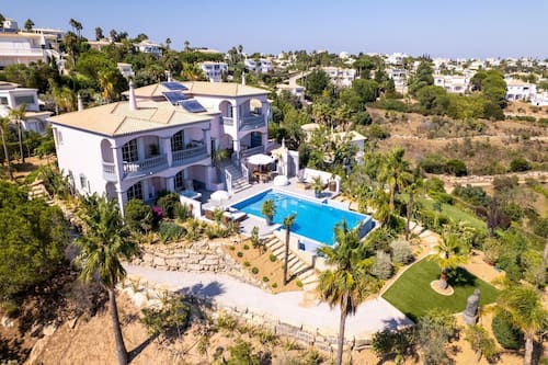 Villa | Exterior