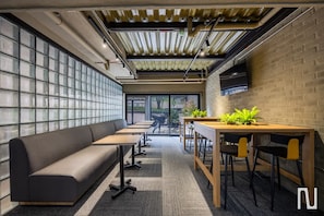 4 bedrooms, Internet - NOK Premium 4BR Apartment With Terrace Bogota (Bogotá)