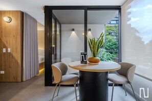 Apartamento, para fumantes | 3 quartos, acesso à internet de alta velocidade