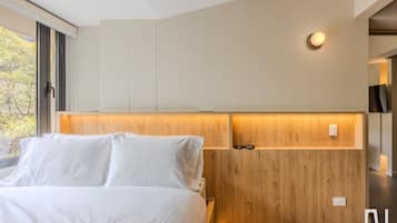 Leilighet, røyk | 4 soverom og internett