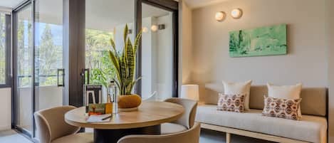 LÀgenhet - rökare | 4 sovrum och internet