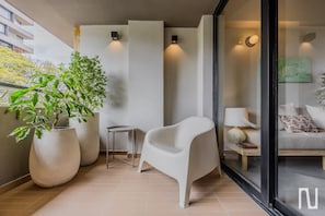 Apartment, Smoking | 4 bedrooms, Internet - NOK Urban 4BR With Balcony in Zona Rosa (Bogotá)