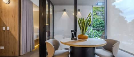 Apartment, Smoking | 1 bedroom, Internet