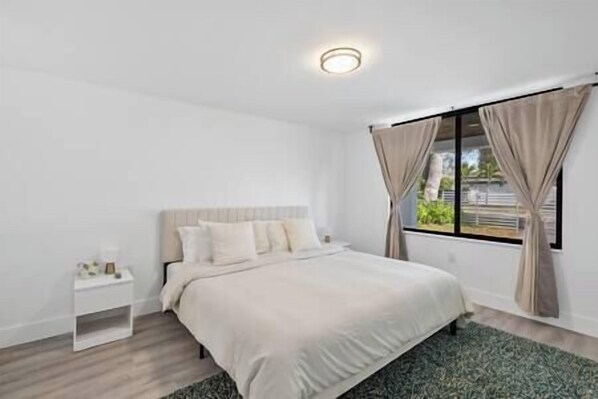 4 habitaciones, tabla de planchar con plancha y wifi 