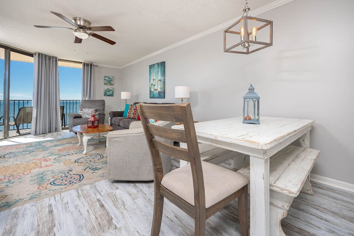 Condo, 2 Bedrooms | Interior