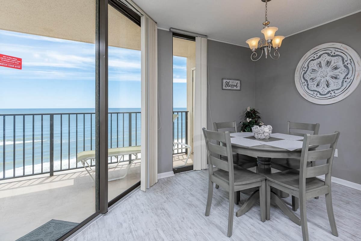 Condo, 1 Bedroom | Dining