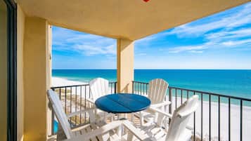 شقة - غرفة نوم واحدة | تناول الطعام بالخارج