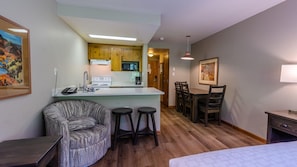 Interior - Cahilty #237 Hotel Room (Sun Peaks)
