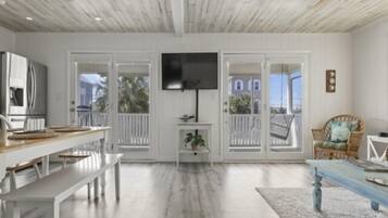 Villa, 3 Bedrooms | Interior