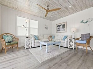 Villa, 3 Bedrooms | Living area - Shell Shack- 3bed 2 Bath Home 3 Bedroom Villa (Carolina Beach)