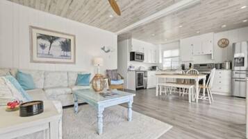 Villa, 3 Bedrooms | Living area