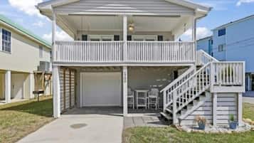 Villa, 3 Bedrooms | Exterior